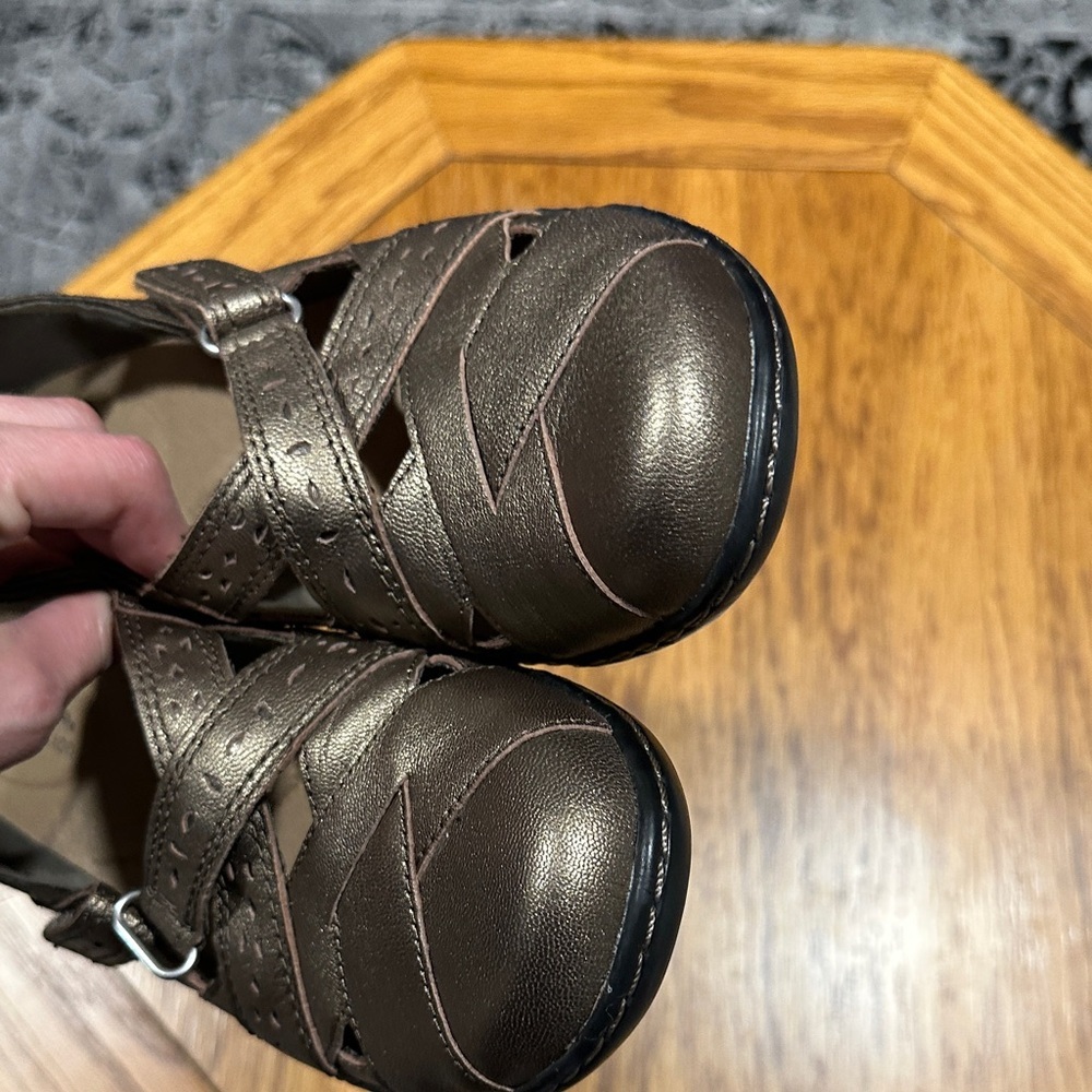 *CLARKS* Metallic Brown Ashland Spin Q Loafers Shoes Size 8.5 - Picture 3 of 12